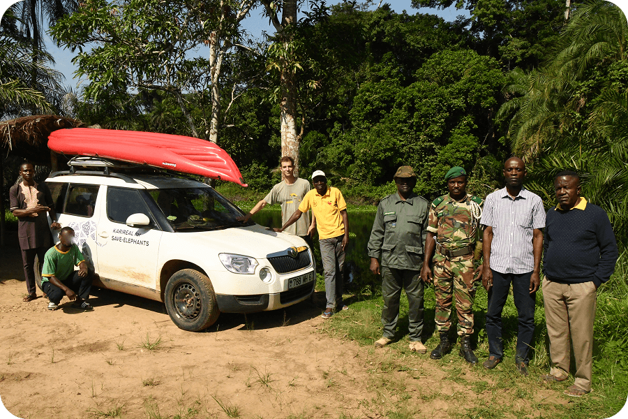 První mise se zástupci ministerstva lesnické ekonomie